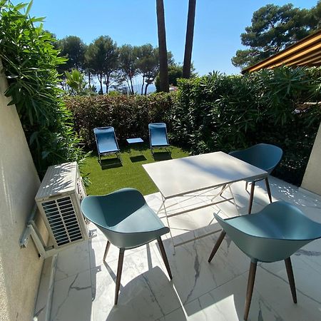 Appartement Face Mer Et Port Santa Lucia Climatise Et Wifi Saint-Raphael  Ngoại thất bức ảnh