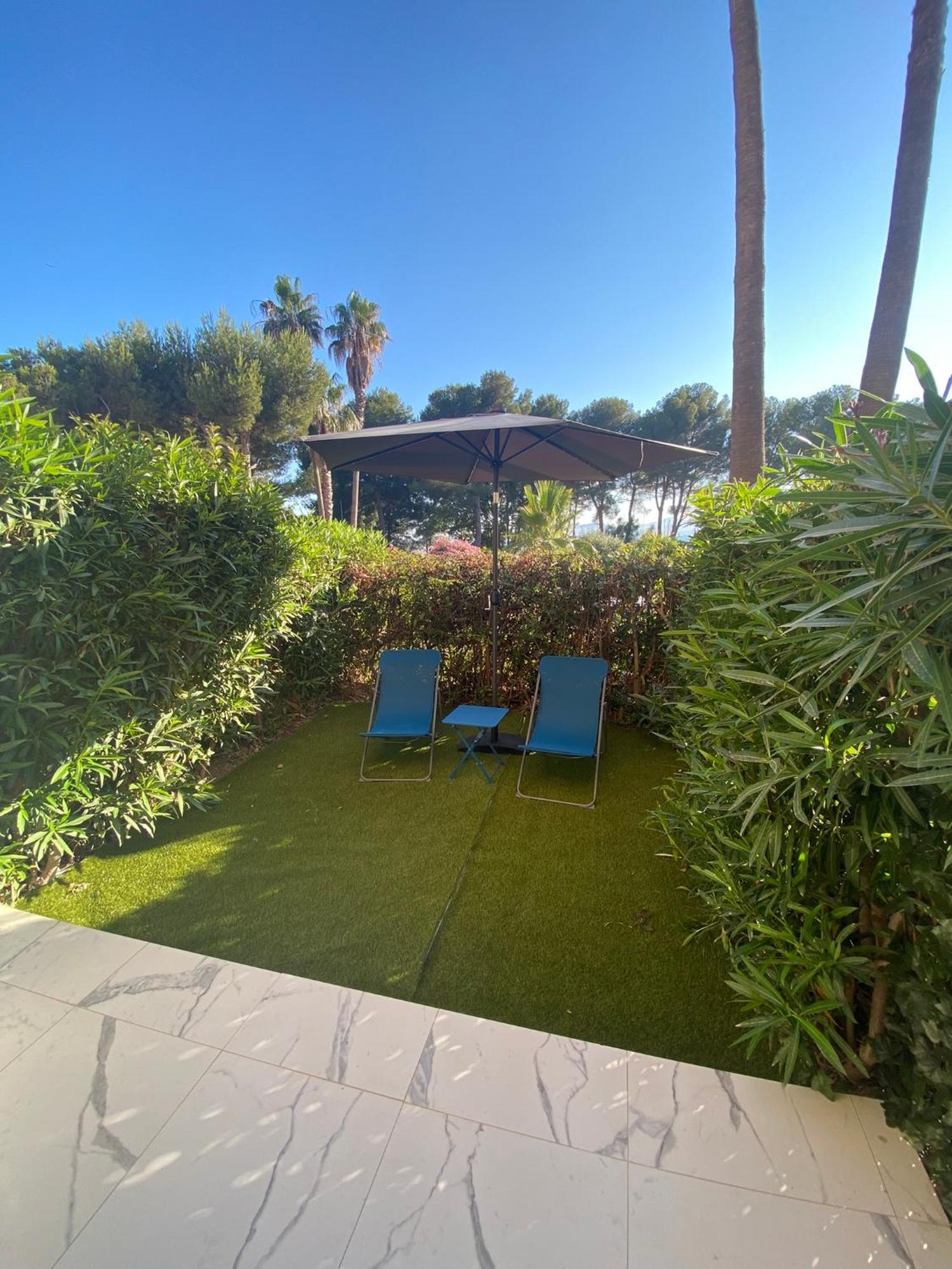 Appartement Face Mer Et Port Santa Lucia Climatise Et Wifi Saint-Raphael  Ngoại thất bức ảnh