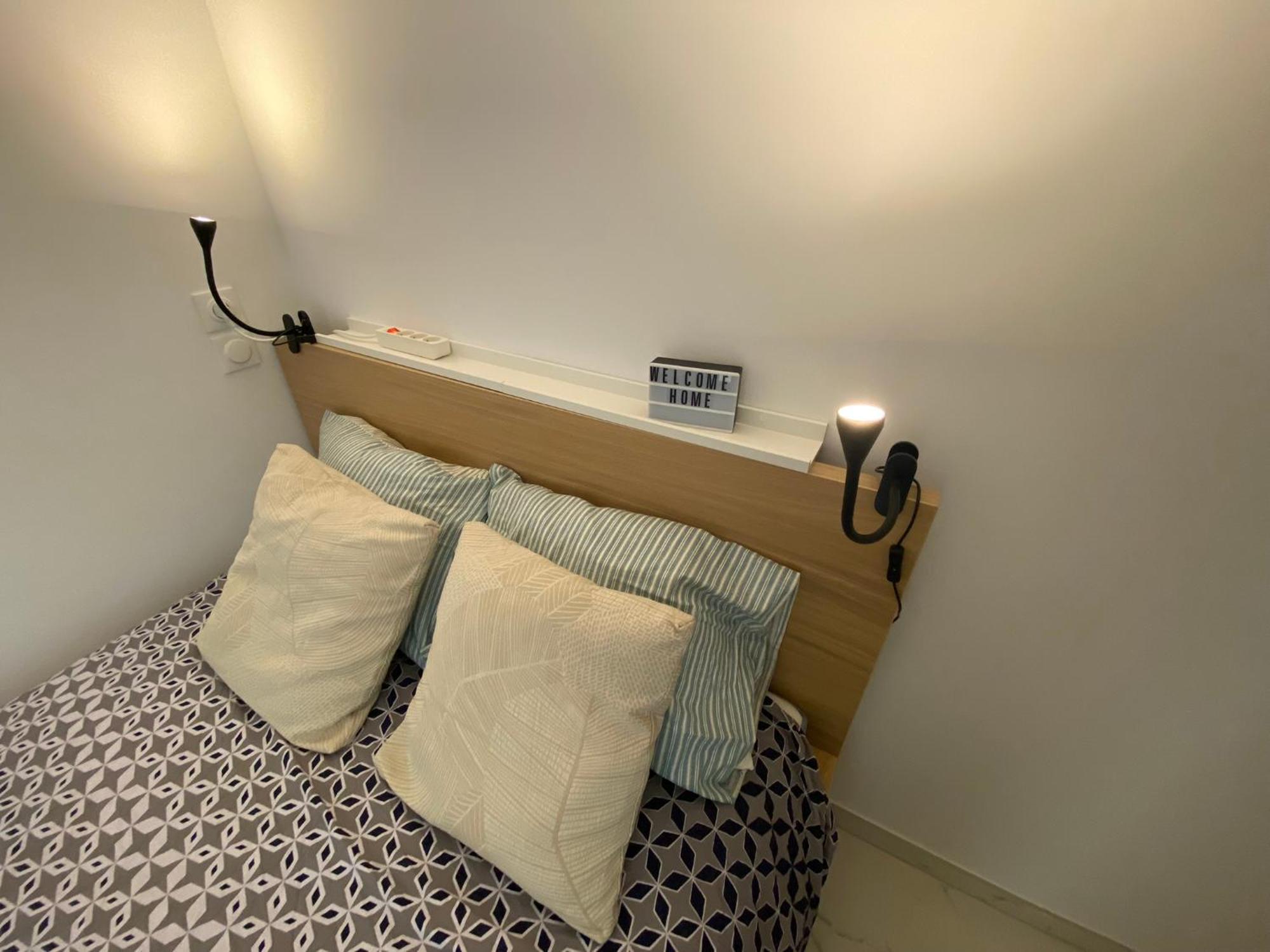 Appartement Face Mer Et Port Santa Lucia Climatise Et Wifi Saint-Raphael  Ngoại thất bức ảnh
