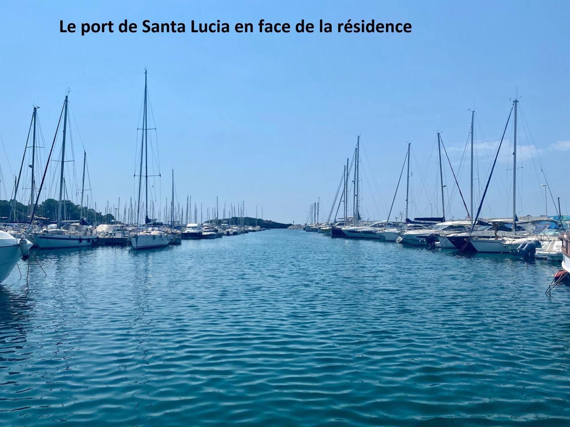 Appartement Face Mer Et Port Santa Lucia Climatise Et Wifi Saint-Raphael  Ngoại thất bức ảnh