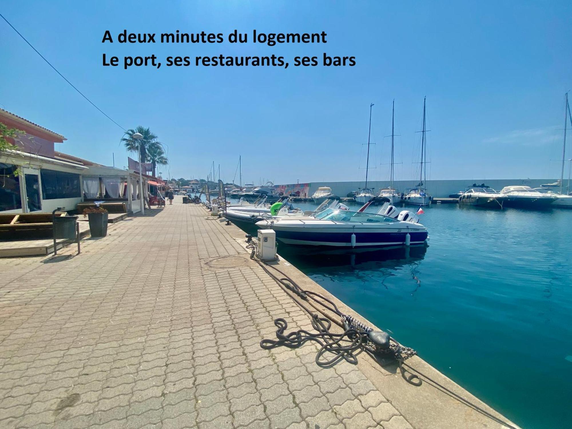 Appartement Face Mer Et Port Santa Lucia Climatise Et Wifi Saint-Raphael  Ngoại thất bức ảnh